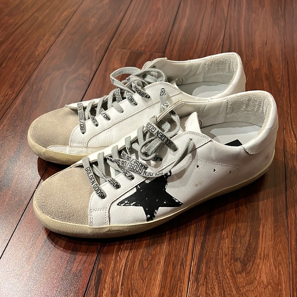 Men’s Golden Goose sneakers. Size 9 (42).